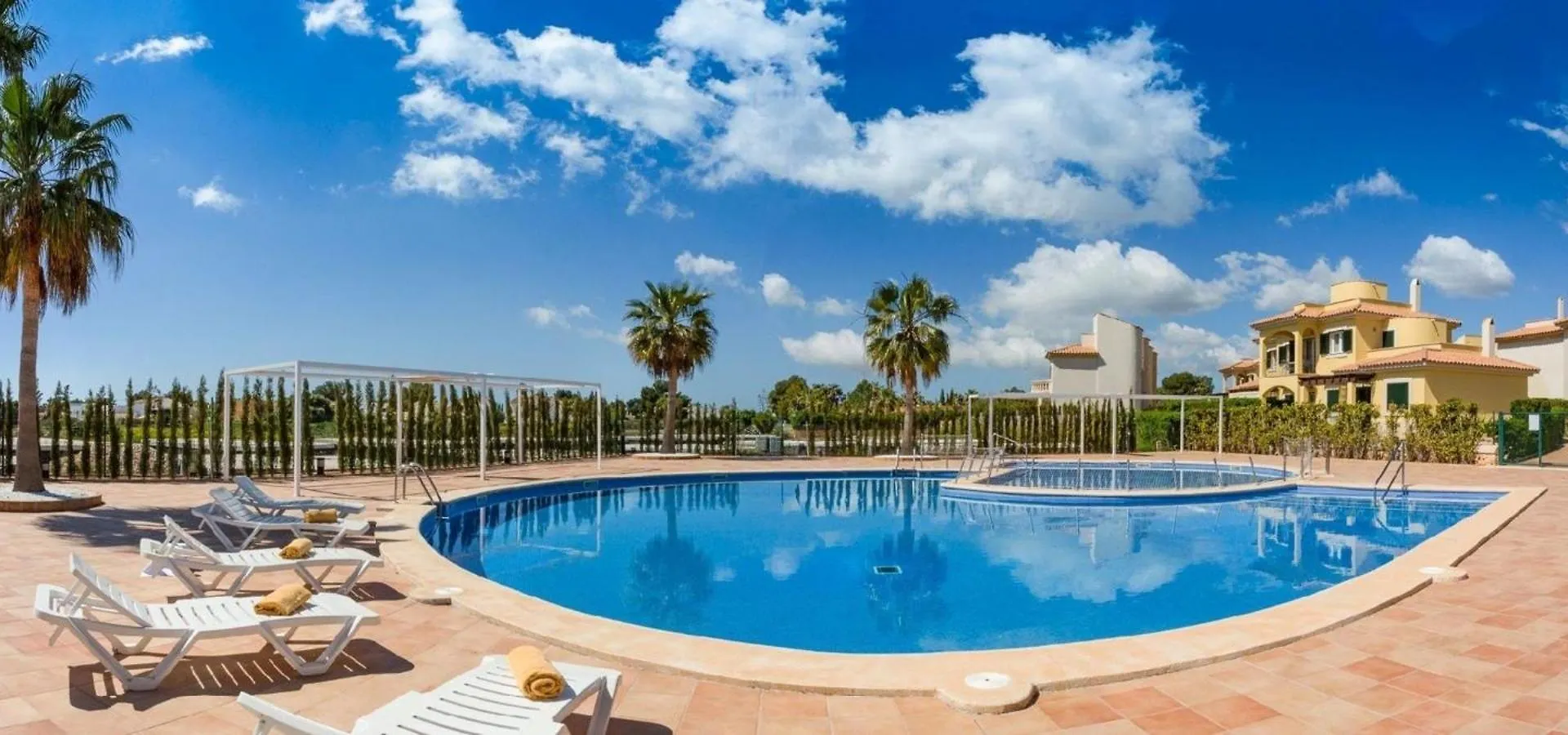 Mediterranes Appartement Mit Pool Sa Rapita Apartment